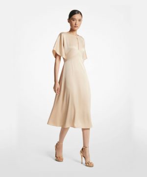 Et harum quidem rerum facilis dress